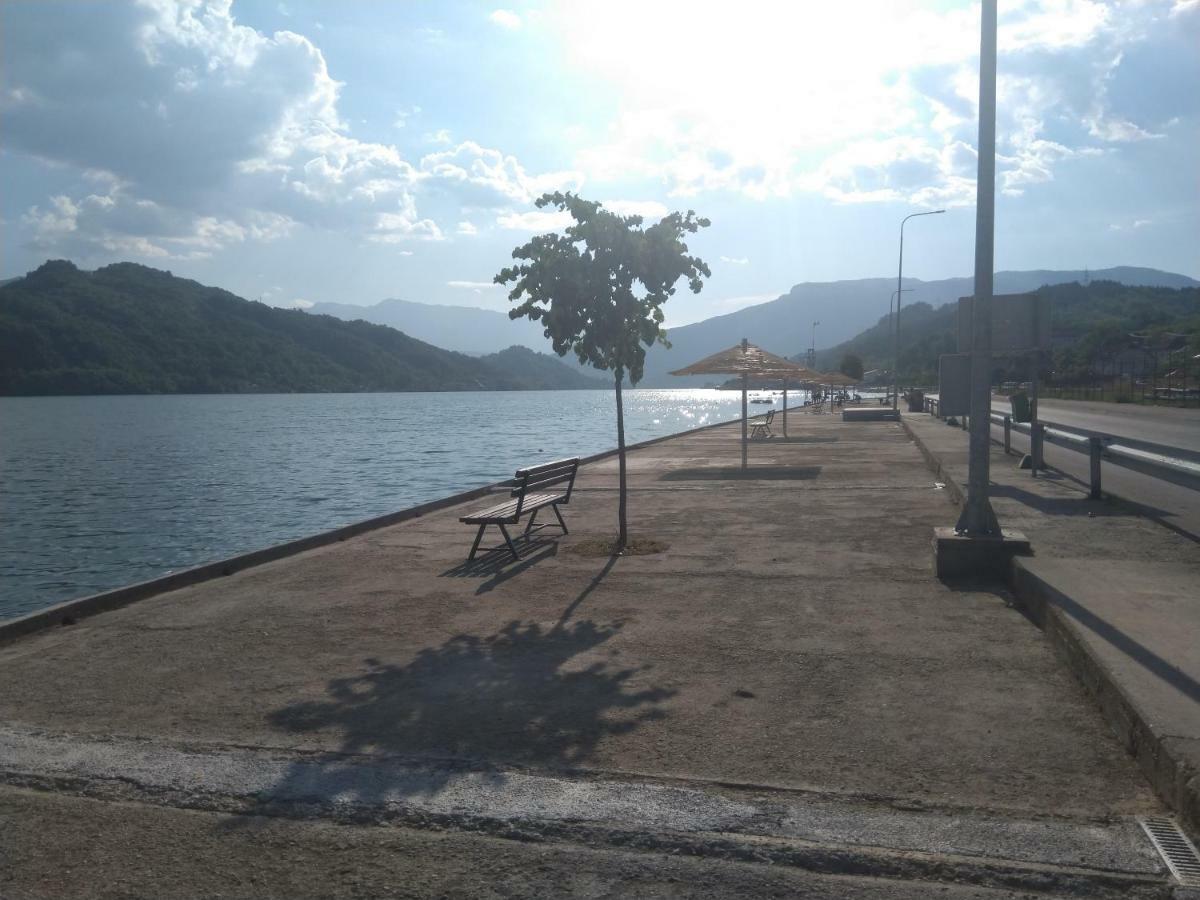 Big Mama'S Apartments Konjic Ngoại thất bức ảnh